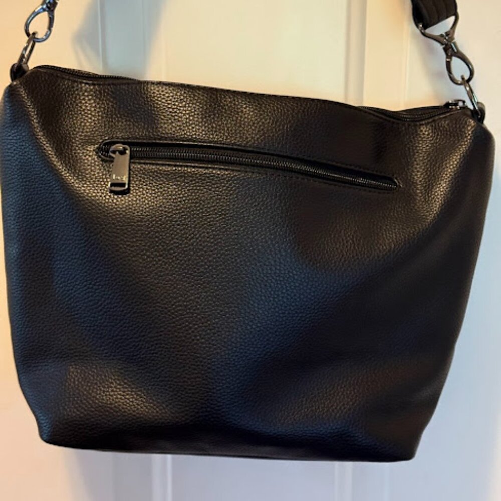Lug Flare XL Vegan Leather Shoulder/Crossbody Bag Black Quilted - Picture 4 of 12